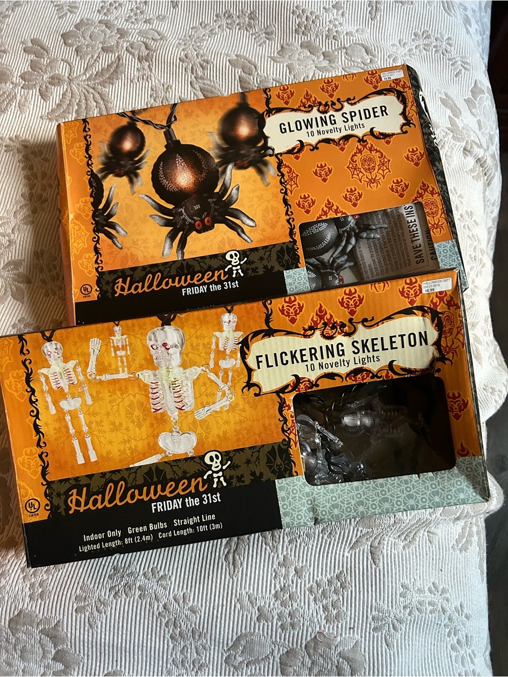 Halloween Glowing Spider & Flickering Skeleton Novelty Lights